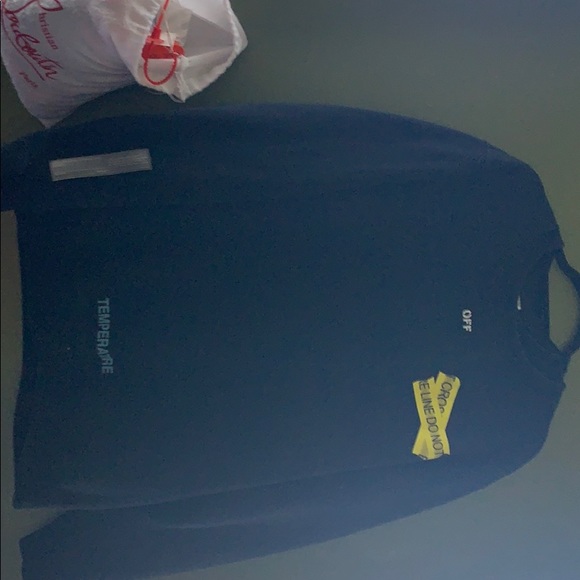 Off white crew neck size large - Picture 2 of 6
